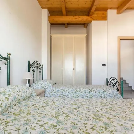 Le Perle Blu Del Salento - * Sant Isidoro (Apulia)